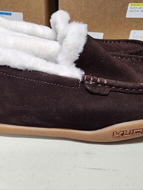Kuru Loft Women’s Cozy Dark Brown Suede Slip-On Slippers with Faux Fur Lining
